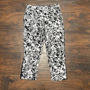 Women’s Nike Cropped Leggings